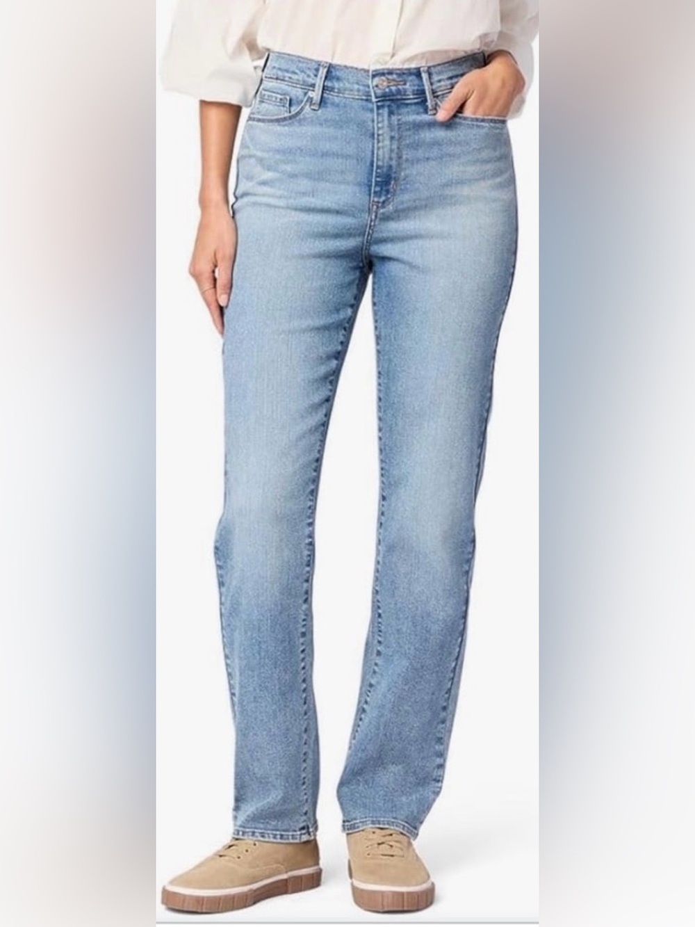 Signature by Levi Strauss Light Wash Straight Leg Jeans